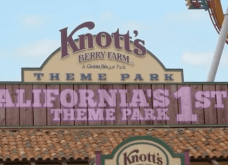 knott's berry farm reopening