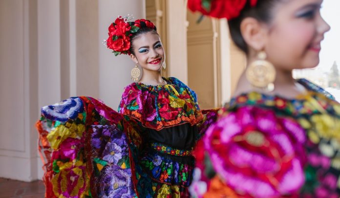 5 Family-Friendly Ways To Celebrate Hispanic Heritage Month