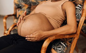 9 Tips For Surviving The Heat While Pregnant