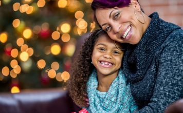 3 Helpful Tips For How To Be A Merrier Mom This Holiday Season